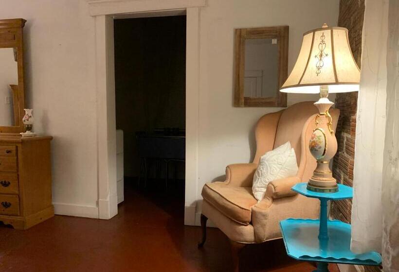 Historic Whiting Hotel Suites