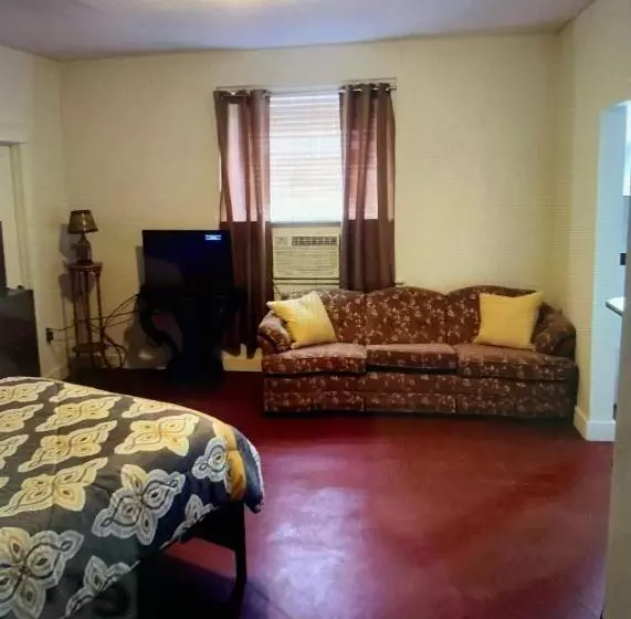 Historic Whiting Hotel Suites