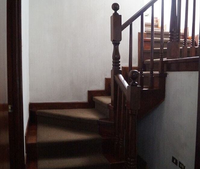 پانسیون Apartamentos Confortables  Aeropuerto