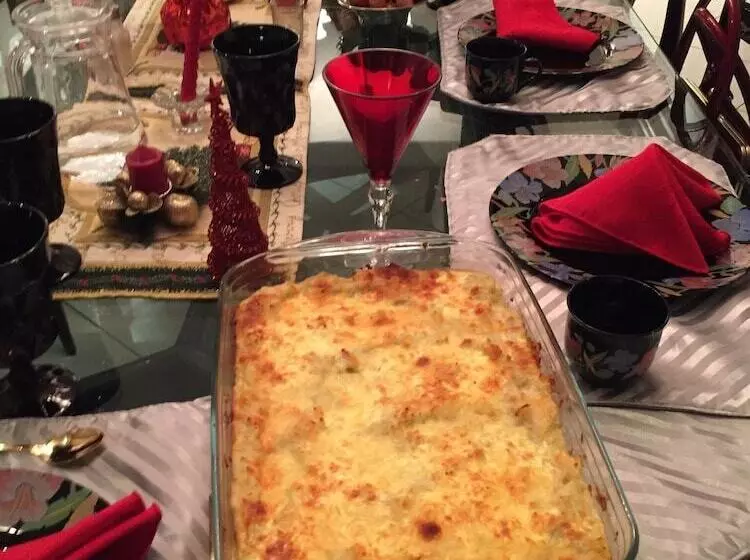 ペンション Apartamentos Confortables  Aeropuerto