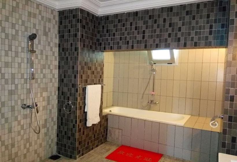 هتل Rosa Beach   Chez Rodrigue