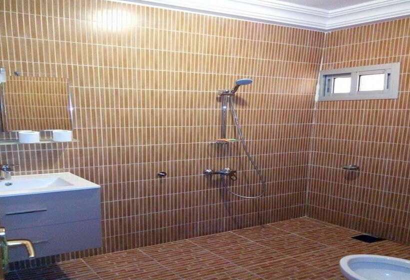 هتل Rosa Beach   Chez Rodrigue