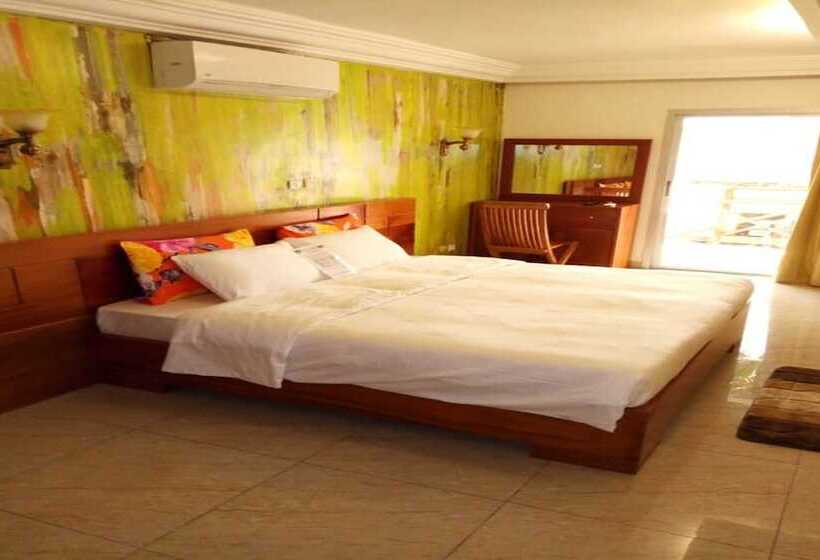 هتل Rosa Beach   Chez Rodrigue