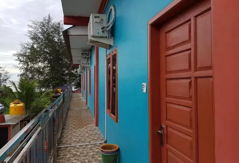 Hotelli Spot On 2926 Penginapan Sariah Basamo