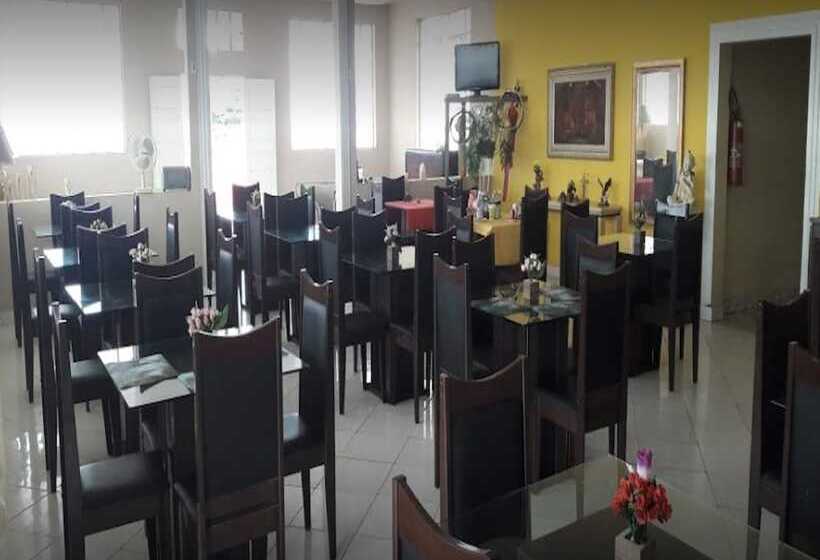 בית מלון כפרי Suez Canal