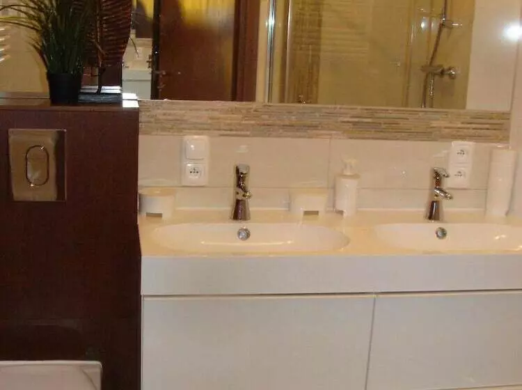 Irs Royal Apartments Apartamenty Irs Fregata