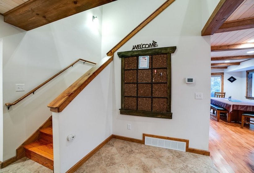 Mt. Baker Lodging Cabin 50  Hot Tub, Wifi, Sleeps 8! By Mbl