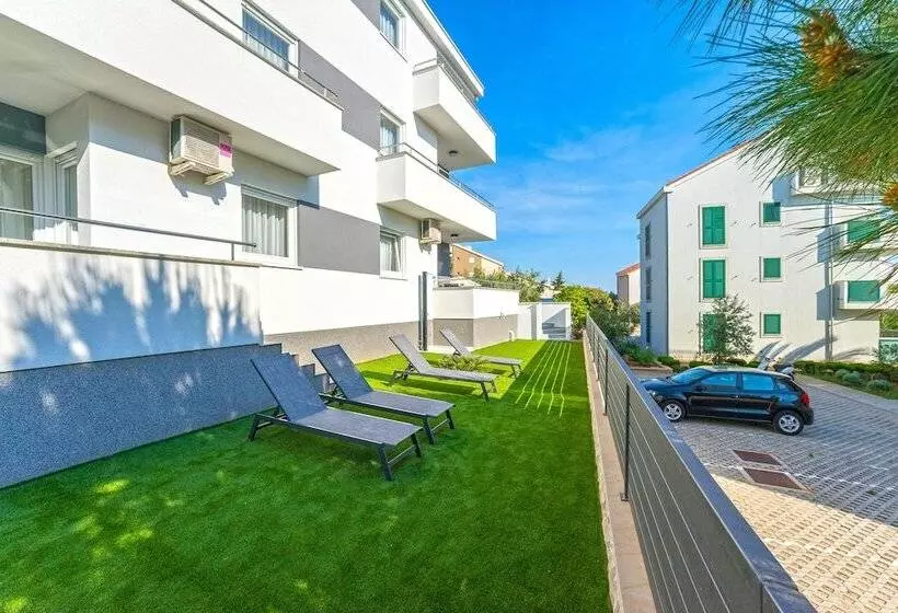 ペンション Summer Breeze Apartments