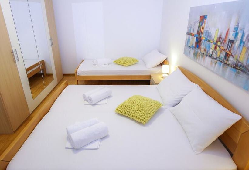 پانسیون Summer Breeze Apartments