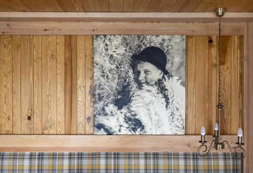 پانسیون Zara Chalet