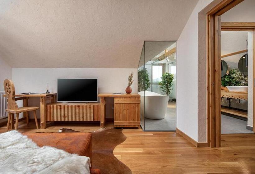 פנסיון Zara Chalet