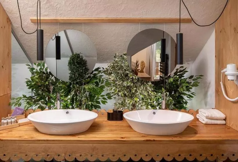 پانسیون Zara Chalet