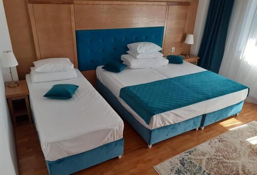 هتل Club Bucovina Resort & Spa