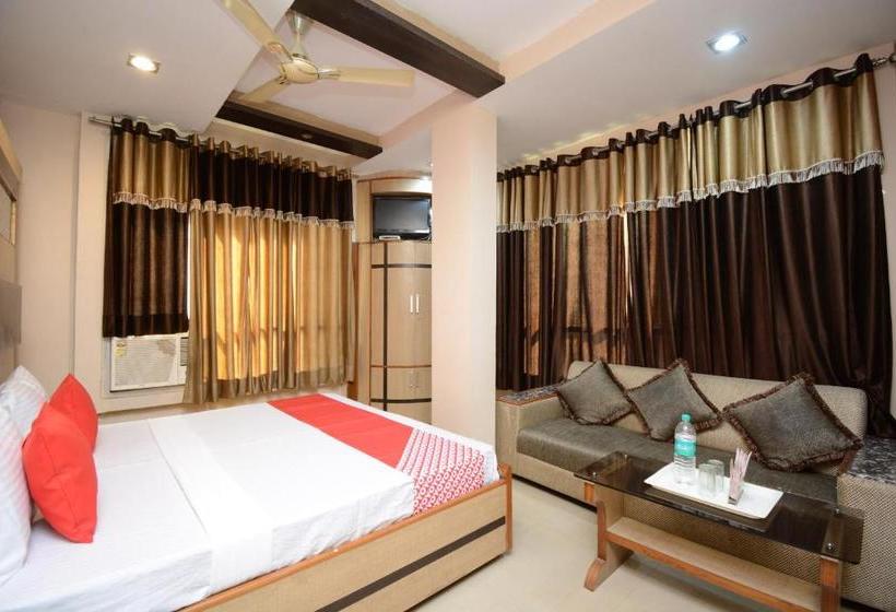 هتل Oyo 29312  Royal S