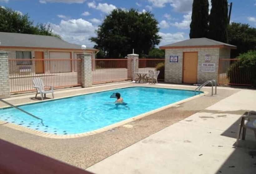 فندق Budget Inn San Antonio Downtown I 10 East