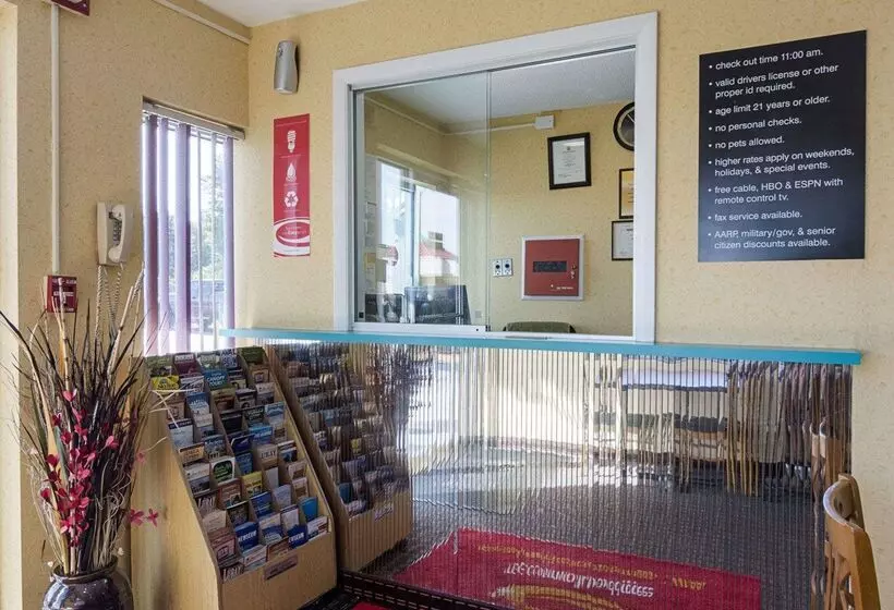 ホテル Econo Lodge Fredericksburg Near I 95