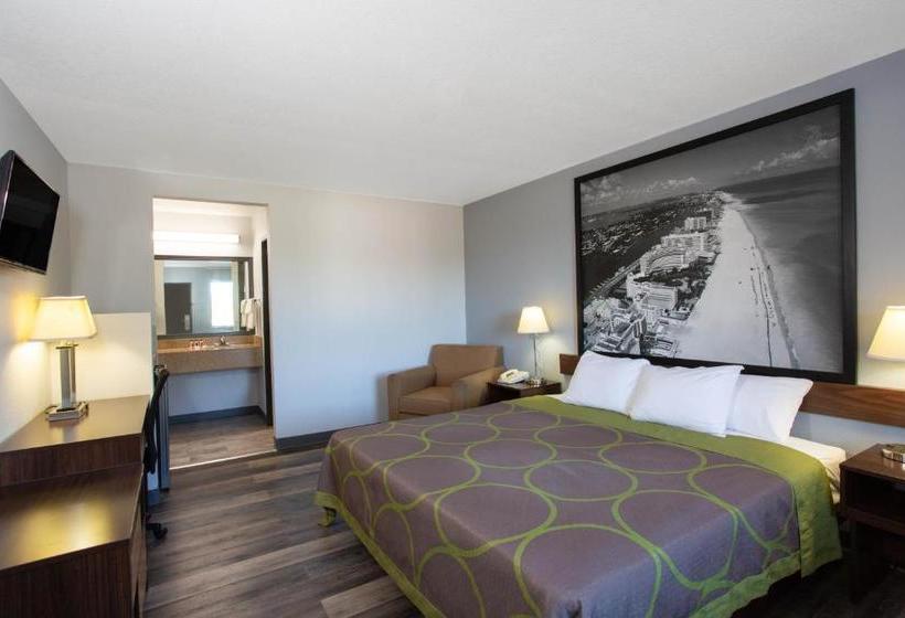 فندق Super 8 By Wyndham Naples