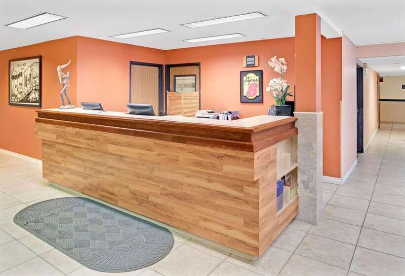 酒店 Super 8 By Wyndham Spokane/west