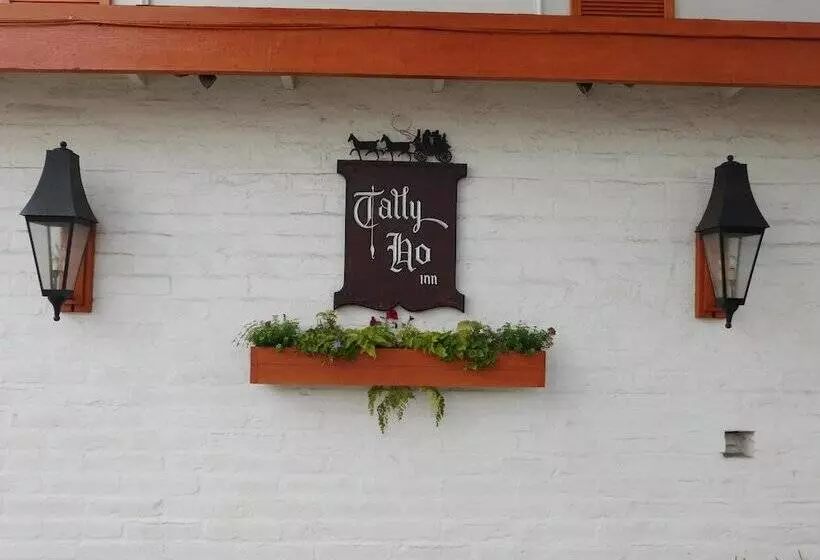 هتل Tally Ho Inn