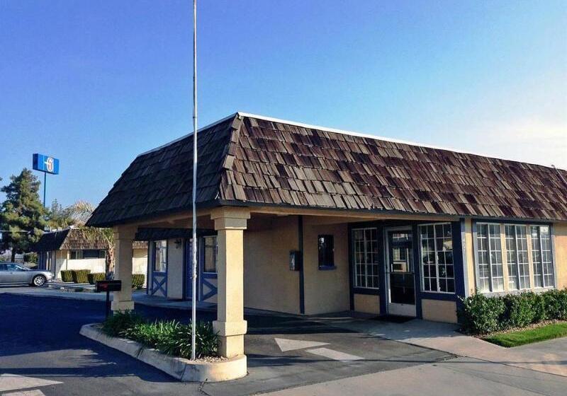 Motel 6kingsburg, Ca