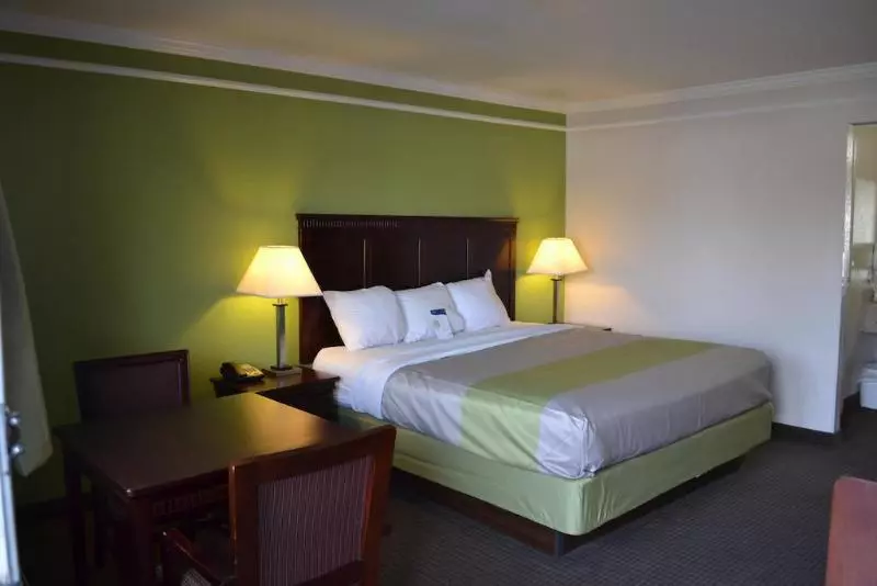 Motel 6kingsburg, Ca