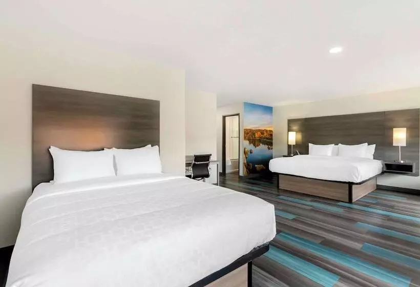 مُتل Clarion Pointe Prescott Valley