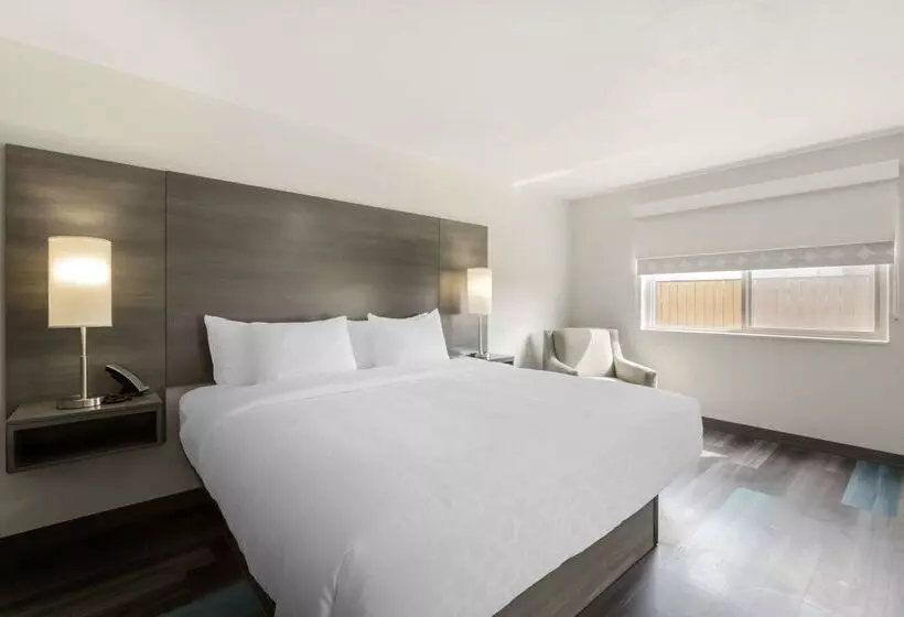 مُتل Clarion Pointe Prescott Valley