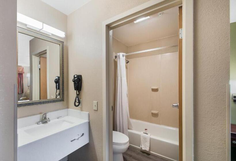 מוטל Red Carpet Innindian Head