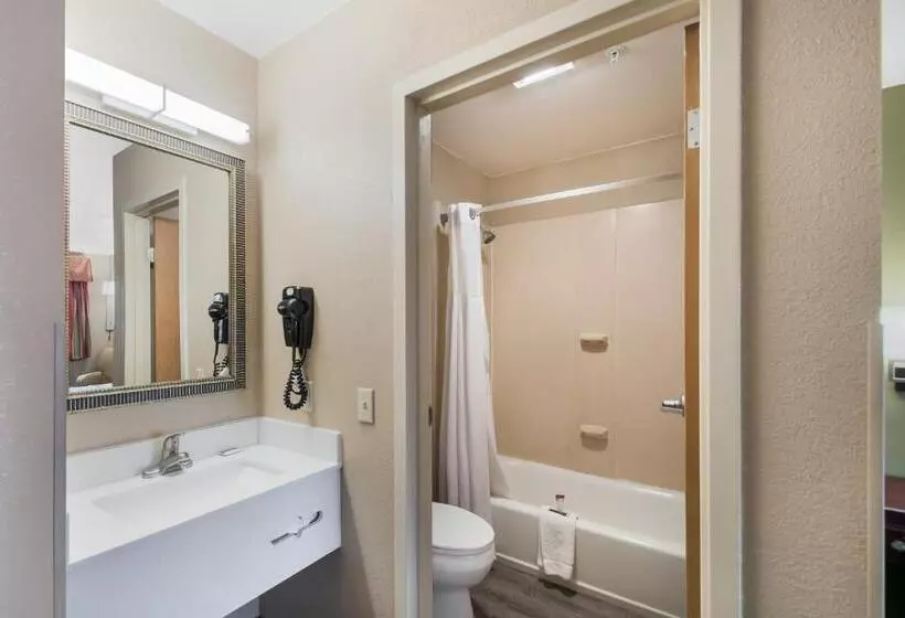 汽车旅馆  Red Carpet Innindian Head