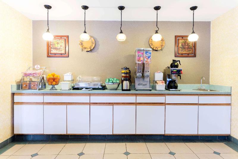 מוטל Red Carpet Innindian Head