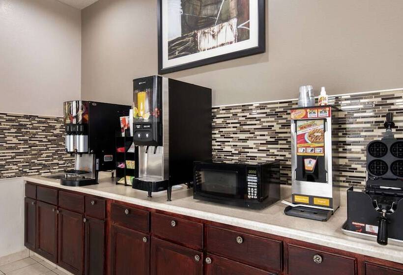 Мотель Rodeway Inn