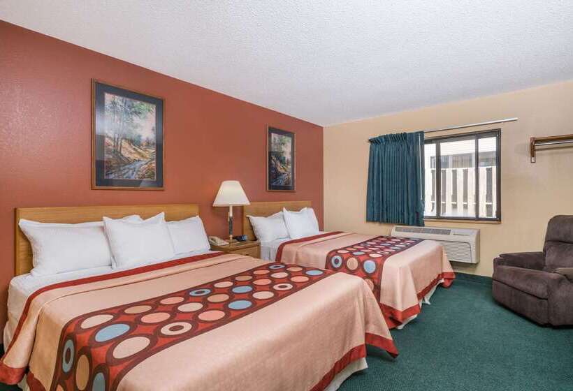 Motel Super 8 By Wyndham Baxter/brainerd Area