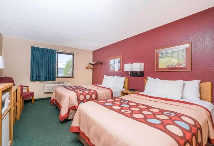 Motel Super 8 By Wyndham Baxter/brainerd Area