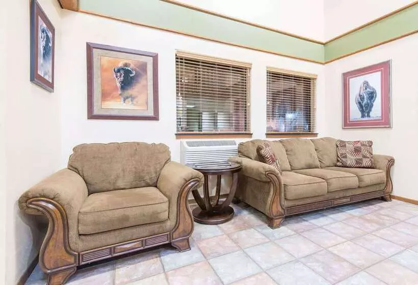 Мотель Super 8 By Wyndham Buffalo