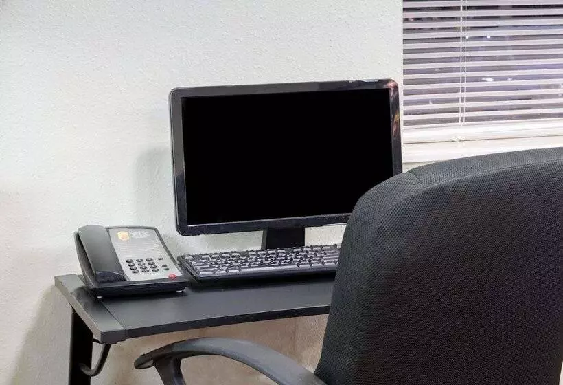 모텔 Super 8 By Wyndham Danville