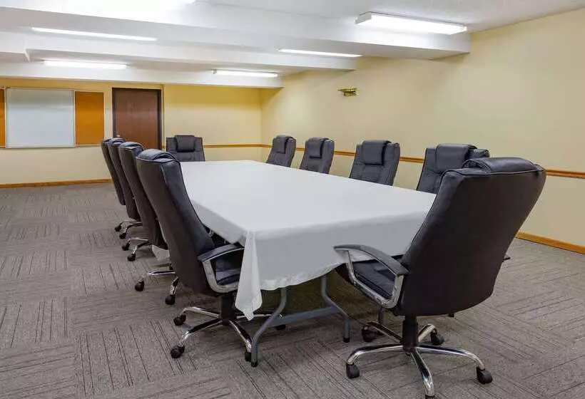 モーテル Super 8 By Wyndham Decorah