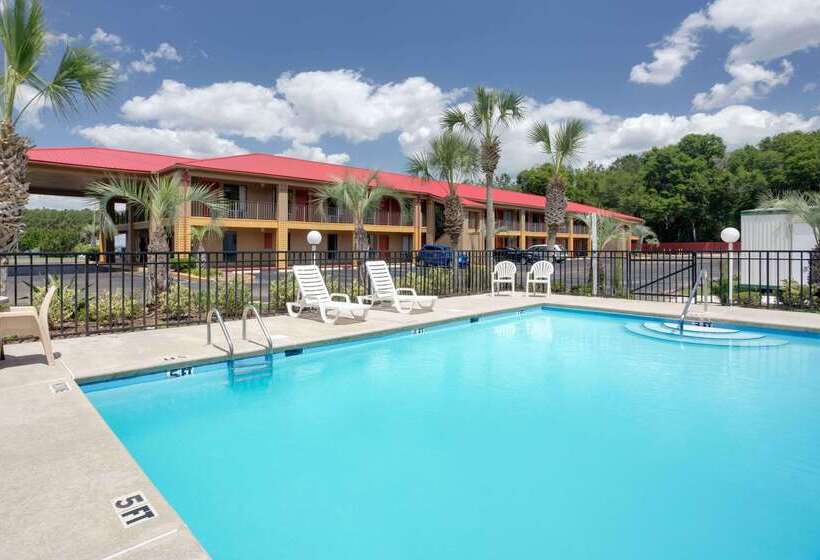 Motel Super 8 By Wyndham Defuniak Springs