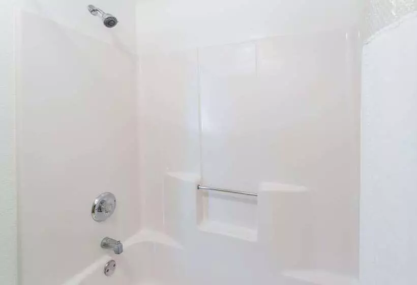 Мотель Super 8 By Wyndham Elgin