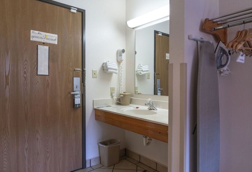 Motel Super 8 By Wyndham Elgin