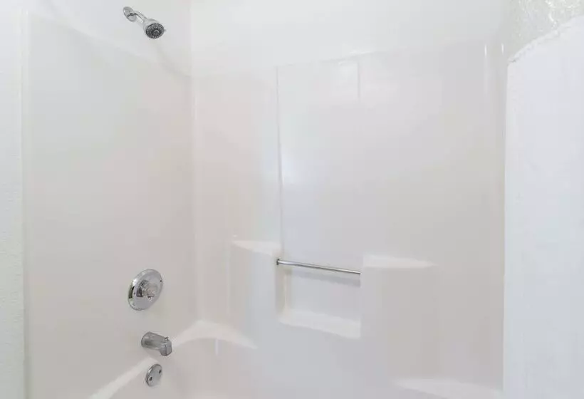 Мотель Super 8 By Wyndham Elgin