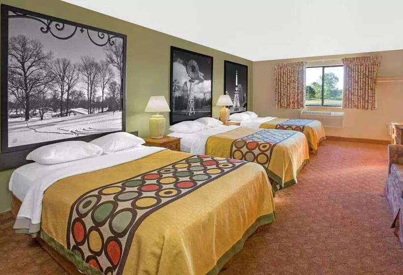 فندق على الطريق Super 8 By Wyndham Howe