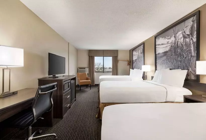 모텔 Super 8 By Wyndham Lincoln North