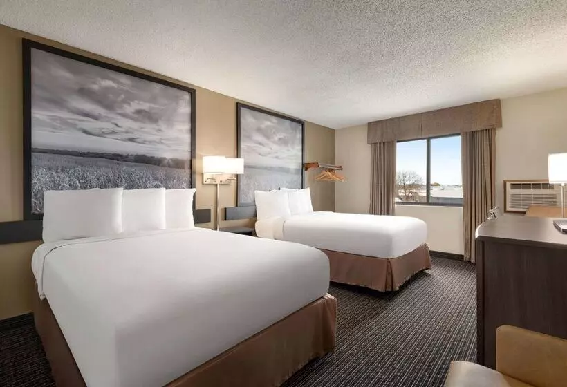 모텔 Super 8 By Wyndham Lincoln North