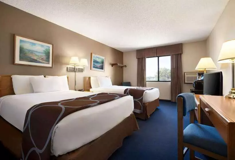 모텔 Super 8 By Wyndham Lincoln North