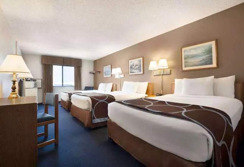 모텔 Super 8 By Wyndham Lincoln North