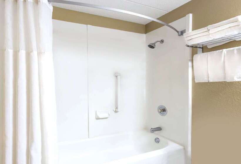 Motel Super 8 By Wyndham Logansport