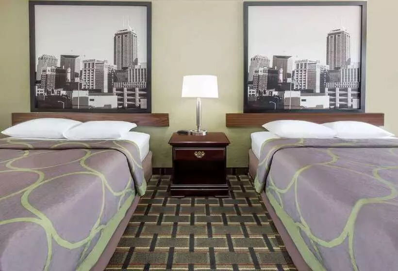 מוטל Super 8 By Wyndham Logansport