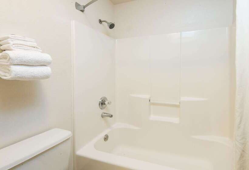 汽车旅馆 Super 8 By Wyndham Richfield Cleveland