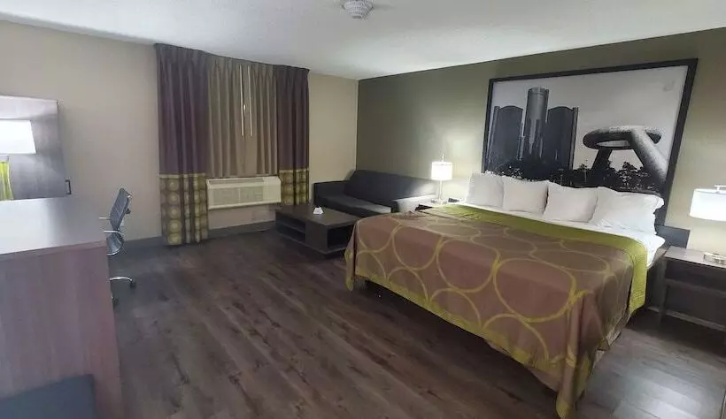 Мотель Super 8 By Wyndham Sterling Heights/detroit Area