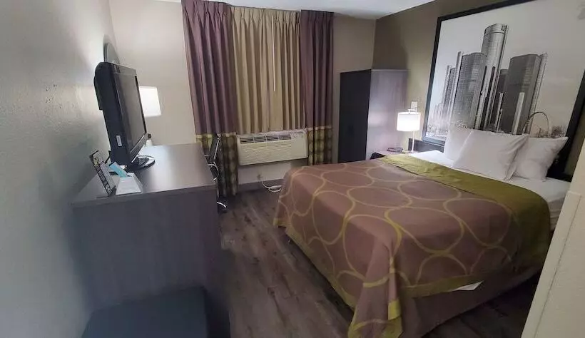 Мотель Super 8 By Wyndham Sterling Heights/detroit Area